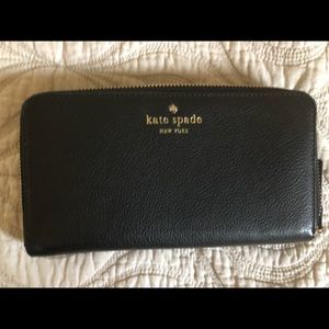 🗝SOLD🗝Kate Spade wallet